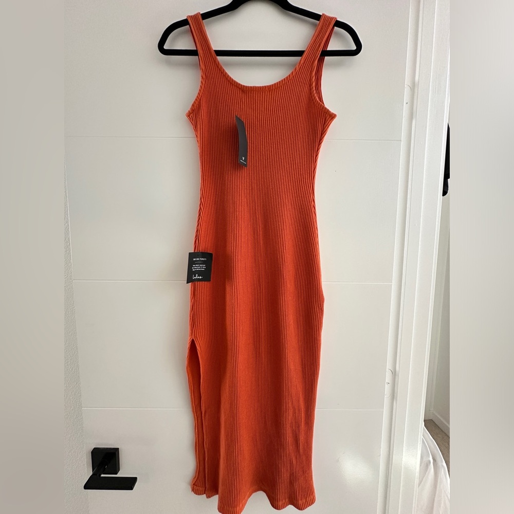 Lulu's Rust Orange Ribbed Midi Dress - Picture 12 of 13